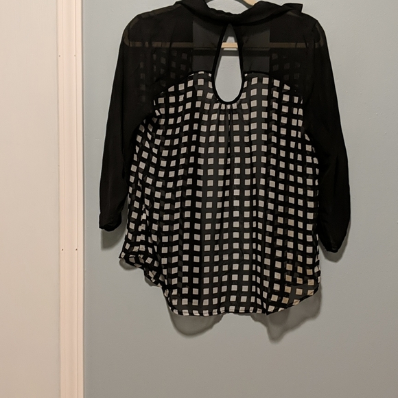 Blouse - Picture 3 of 3